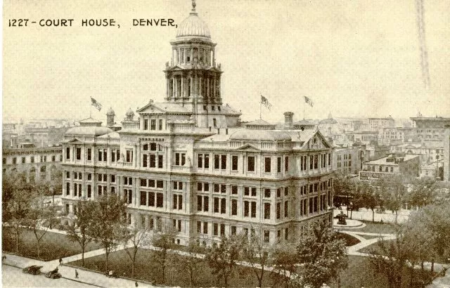 Archival photo of the capitol captioned court house, Denver